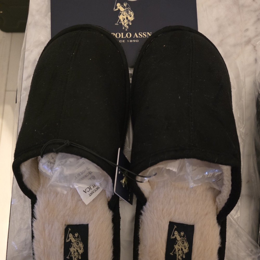 U.S. Polo Assn. Black Slippers